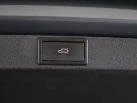 Skoda Octavia Combi 2.0 TDI RS | Thumbnail 24 von 25