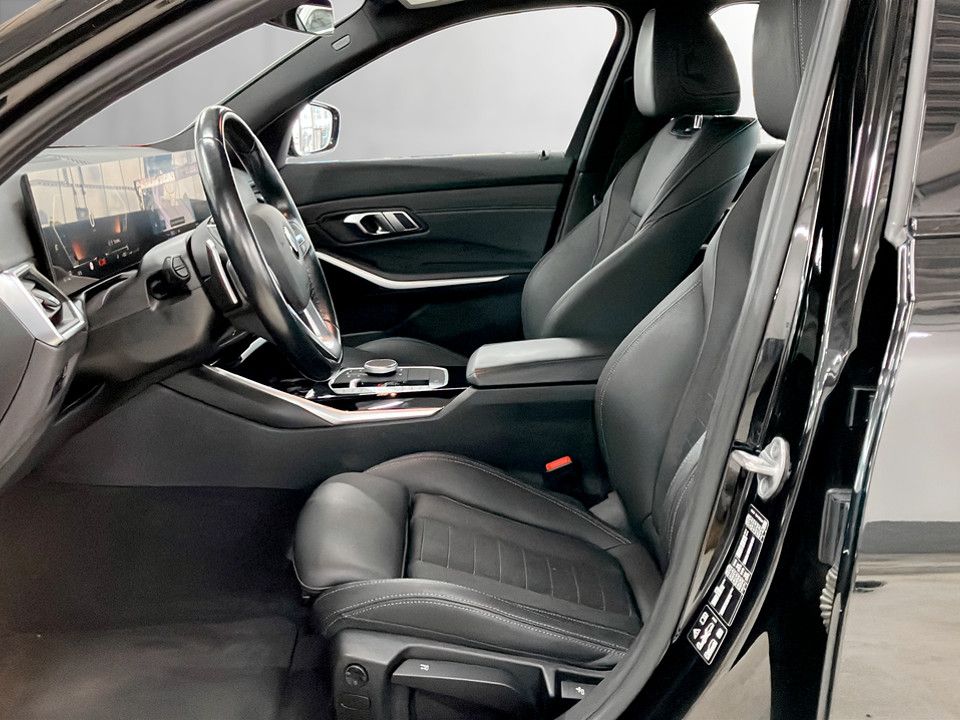 BMW 320d xDrive Touring | Bild 7 von 23