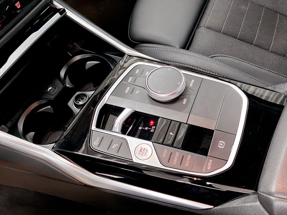 BMW 320d xDrive Touring | Bild 11 von 23