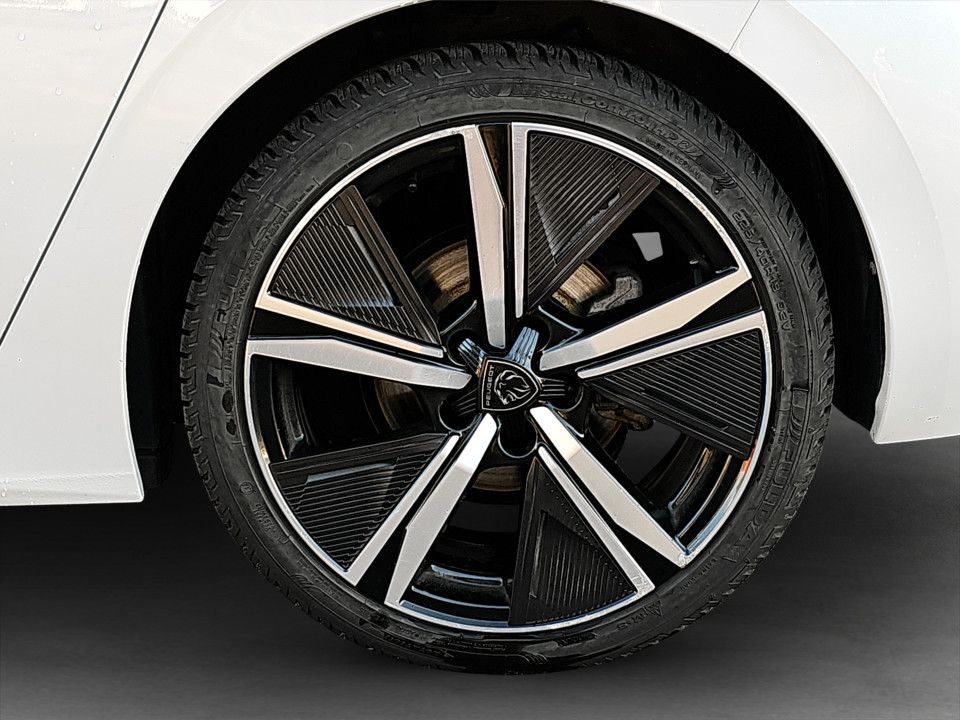Peugeot 308 1.2 PureTech 130 GT | Bild 6 von 21