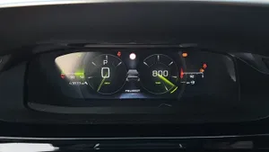 Peugeot 308 1.2 PureTech 130 GT | Thumbnail 13 von 21