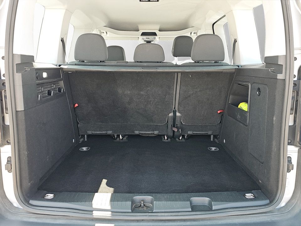 VW Caddy Kombi 2.0 TDI | Bild 19 von 19