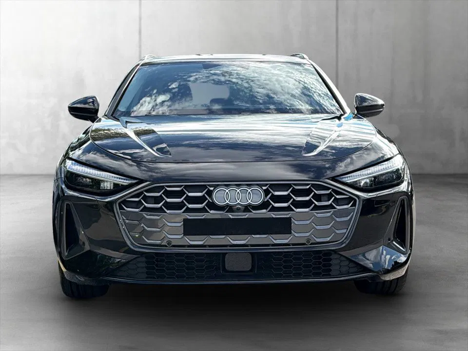 Audi A5 Avant e-hybrid quattro 220 kW | Bild 2 von 25