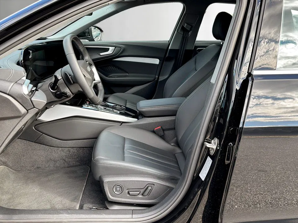 Audi A5 Avant e-hybrid quattro 220 kW | Bild 15 von 25