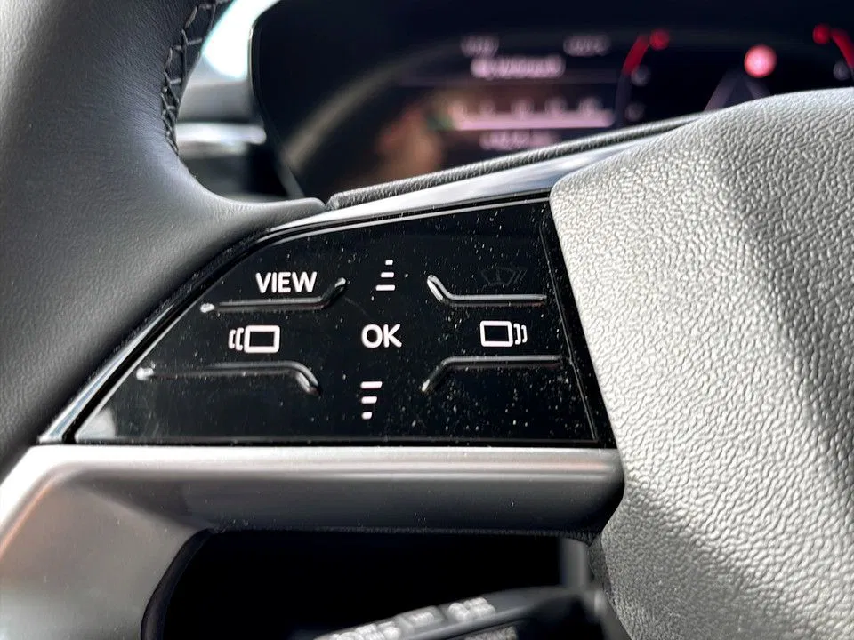 Audi A5 Avant e-hybrid quattro 220 kW | Bild 12 von 25