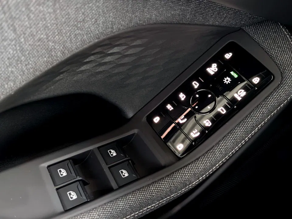 Audi A6 Avant 2.0 TDI quattro | Bild 8 von 28
