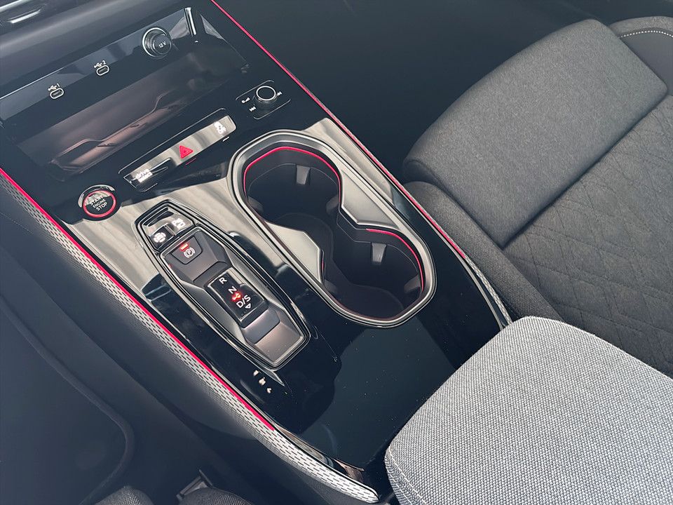 Audi A6 Avant 2.0 TDI quattro | Bild 22 von 28