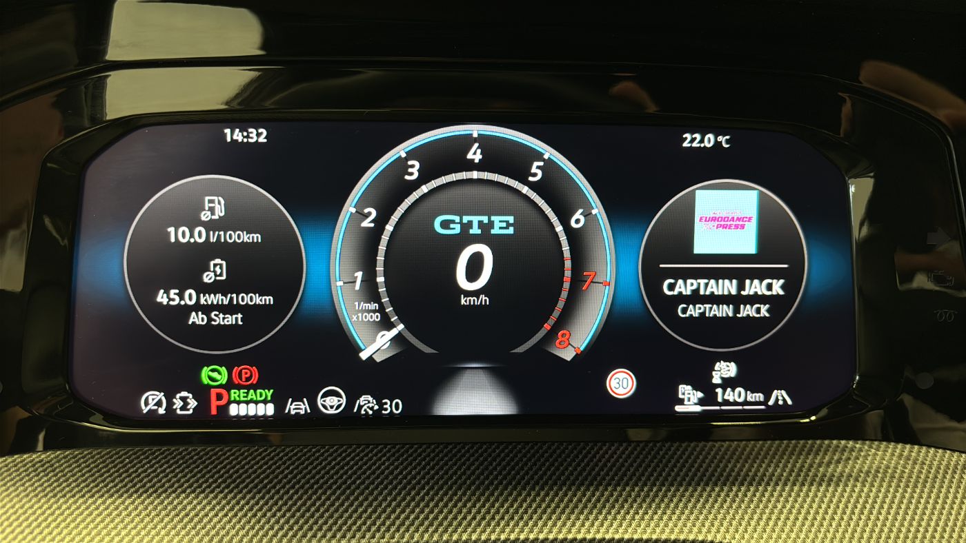 VW Golf GTE DSG | Bild 14 von 25
