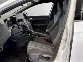VW Golf GTE DSG | Thumbnail 10 von 25