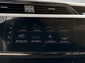 Audi SQ8 e-tron quattro | Thumbnail 19 von 28
