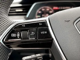 Audi SQ8 e-tron quattro | Thumbnail 15 von 28