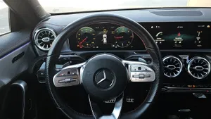 Mercedes-Benz CLA 180 d Shooting Brake AMG Line | Thumbnail 12 von 21