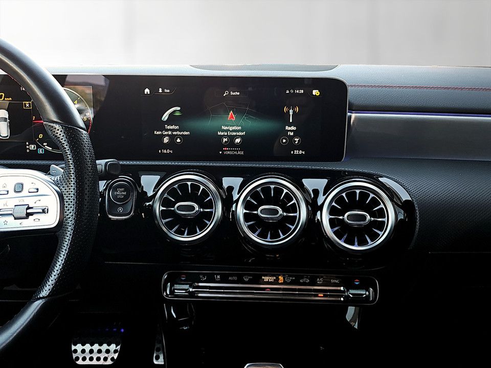 Mercedes-Benz CLA 180 d Shooting Brake AMG Line | Bild 14 von 21