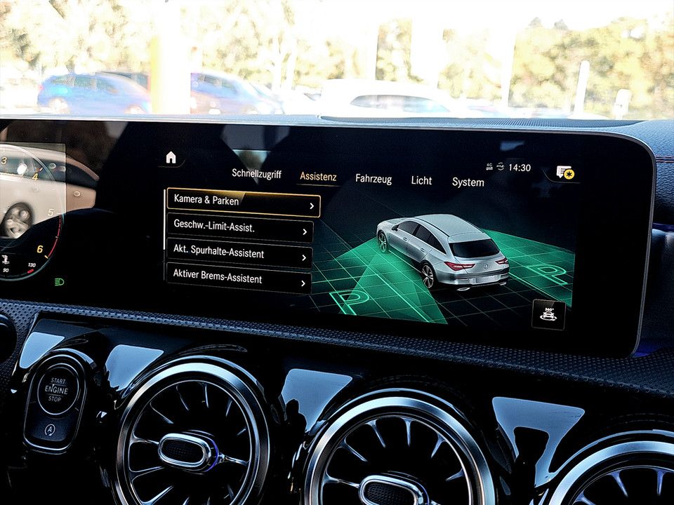 Mercedes-Benz CLA 180 d Shooting Brake AMG Line | Bild 17 von 21