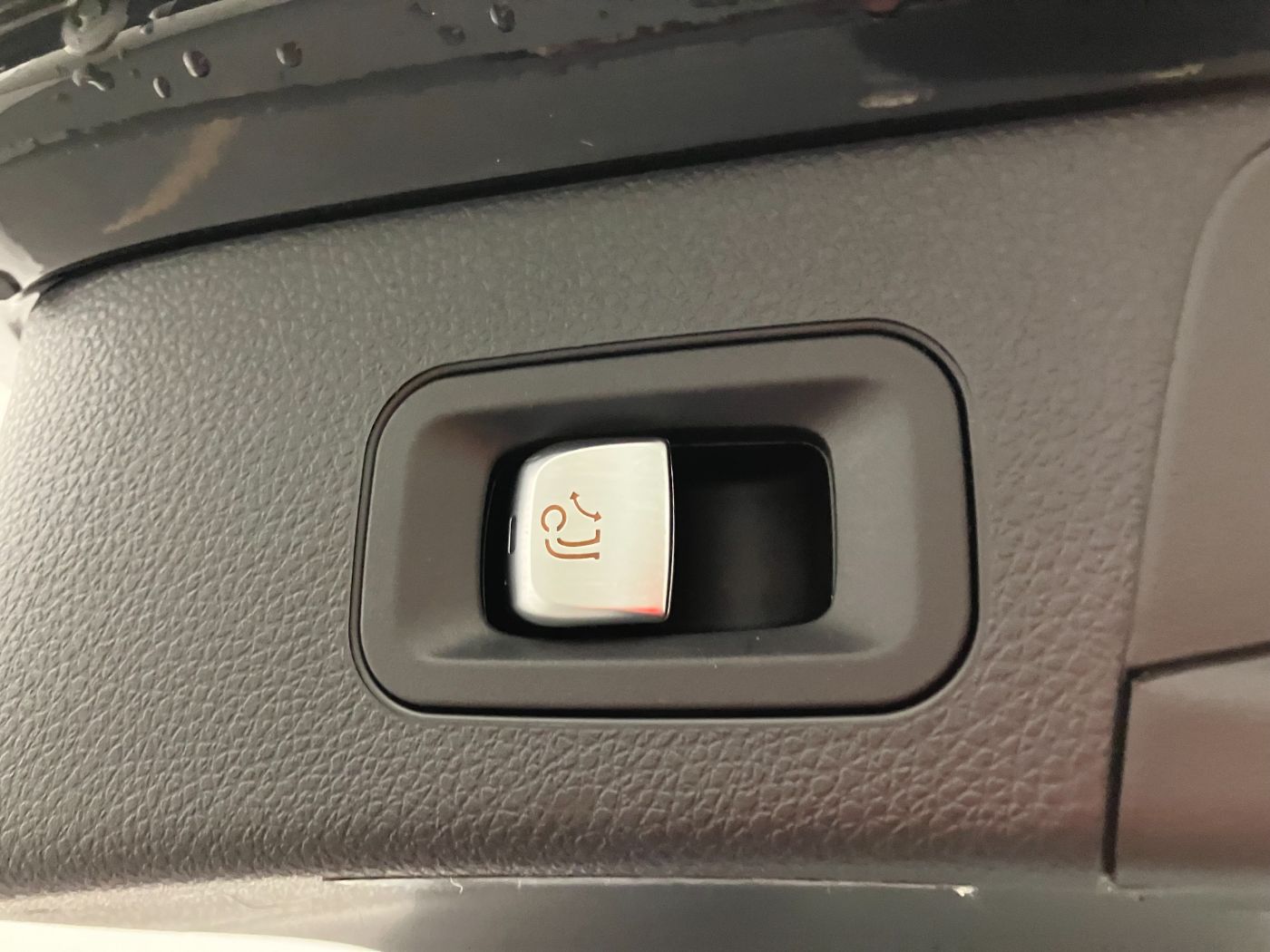 Mercedes-Benz C 220 d T 4MATIC Aut. | Bild 26 von 28