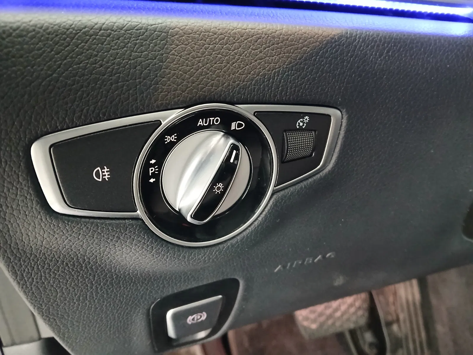 Mercedes-Benz E 300 de PHEV 4Matic Aut. | Bild 12 von 29