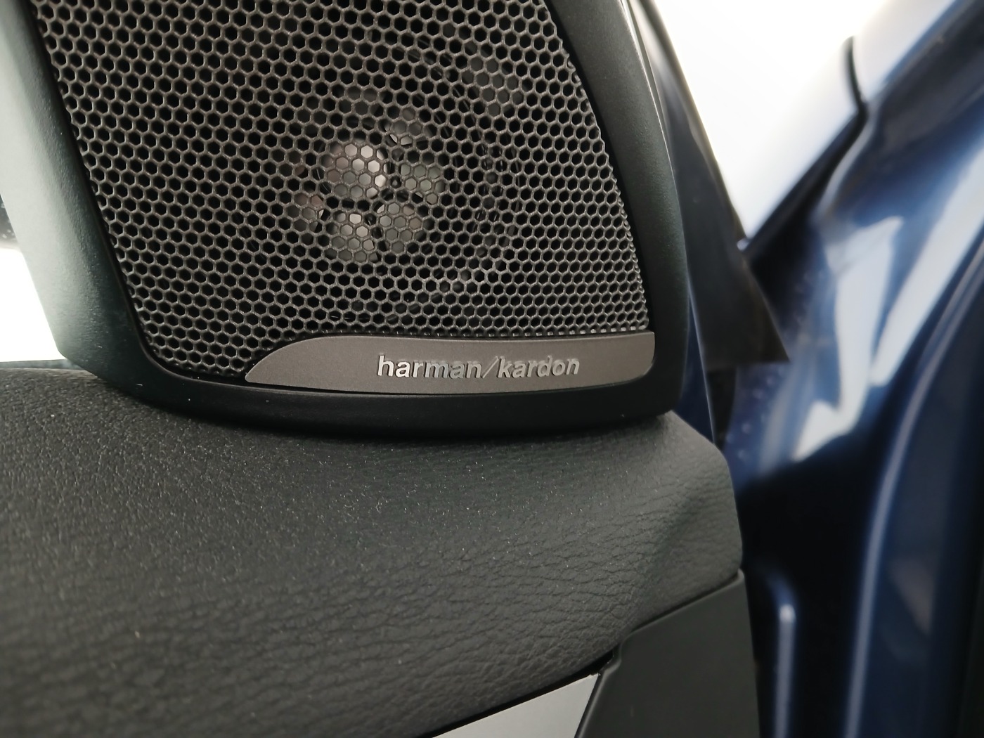 BMW X1 sDrive18i Advantage Aut. | Bild 12 von 30