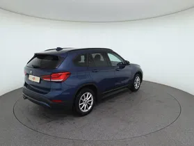 BMW X1 sDrive18i Adv. Aut. | Thumbnail 6 von 28