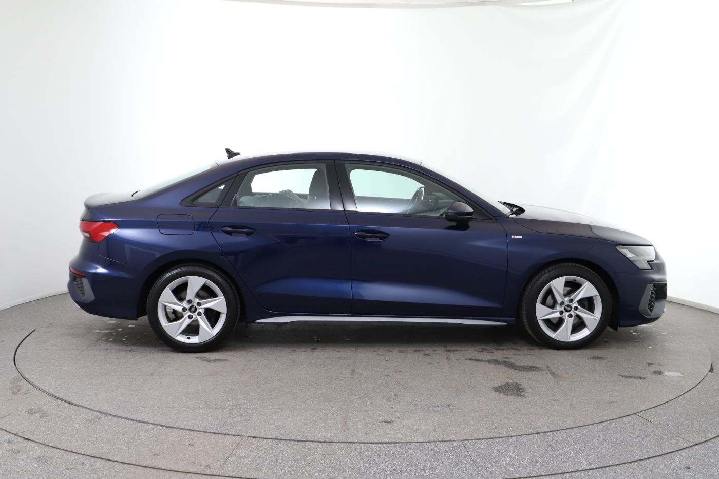 Audi A3 Limo 35 TDI S-Line Aut. | Bild 5 von 25