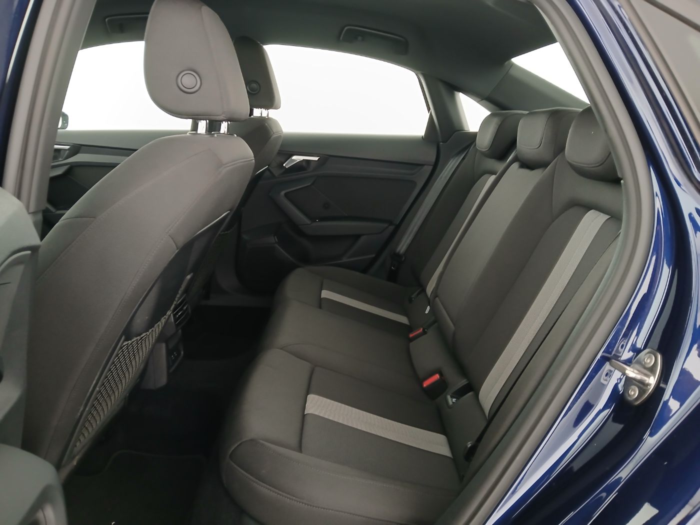 Audi A3 Limo 35 TDI S-Line Aut. | Bild 24 von 25