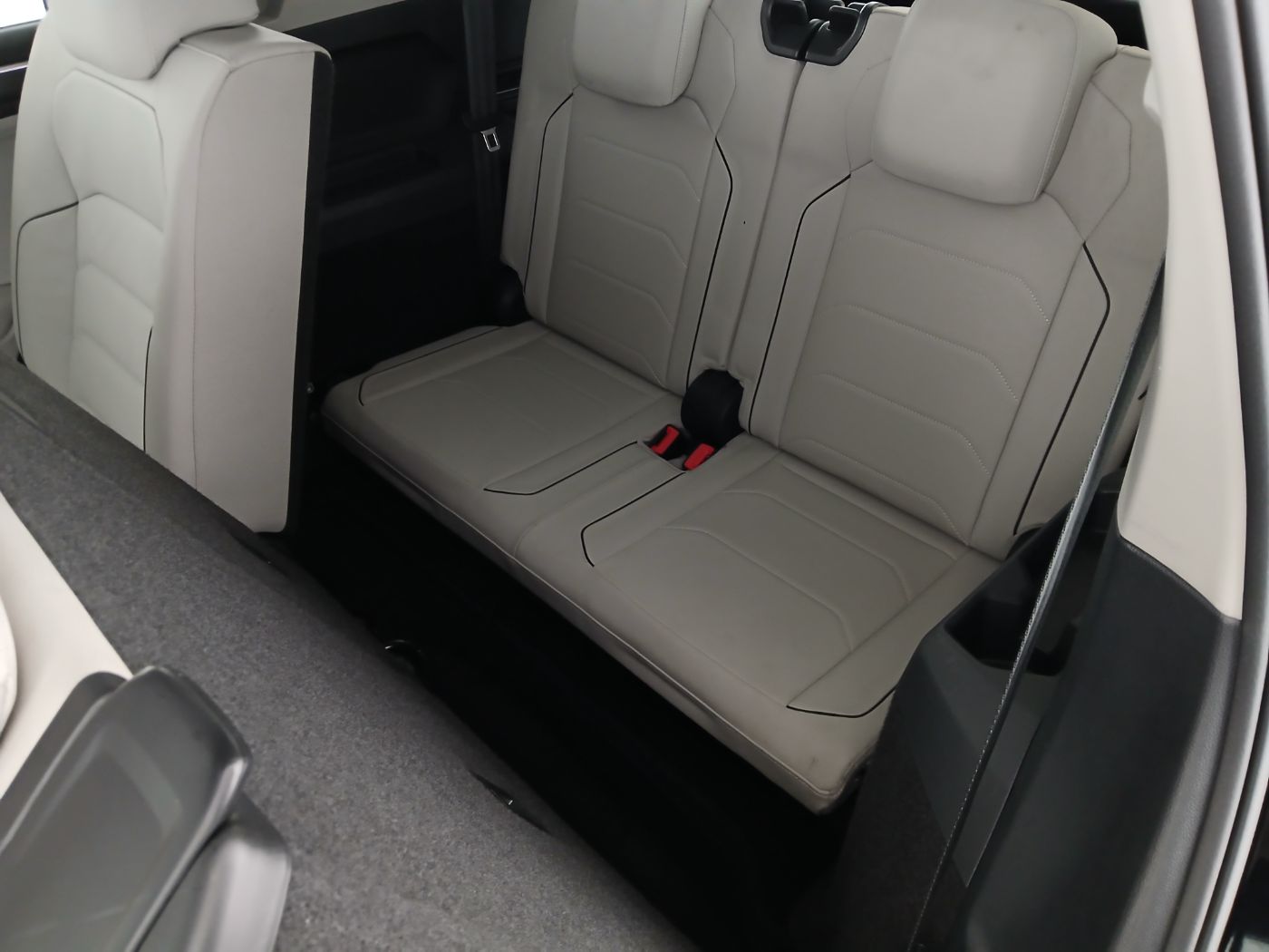 VW Tiguan Allspace 1.5TSI DSG | Bild 26 von 29