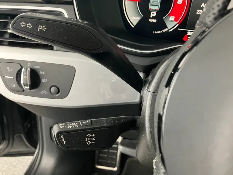 Audi A4 40 2.0 TDI advanced | Bild 8 von 14