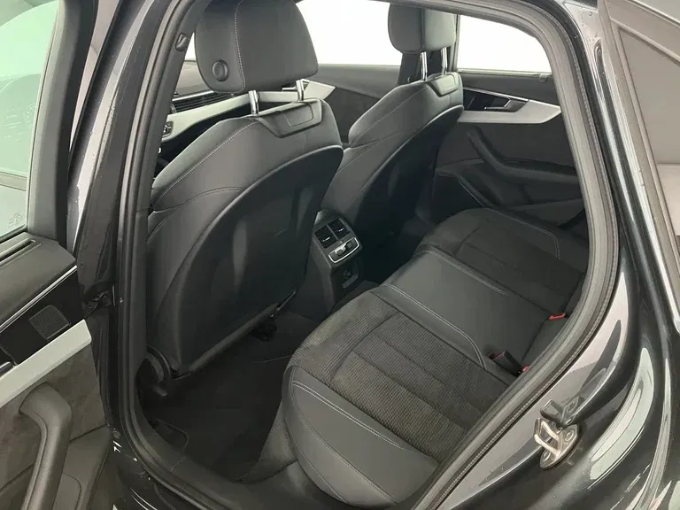 Audi A4 40 2.0 TDI advanced | Bild 13 von 14