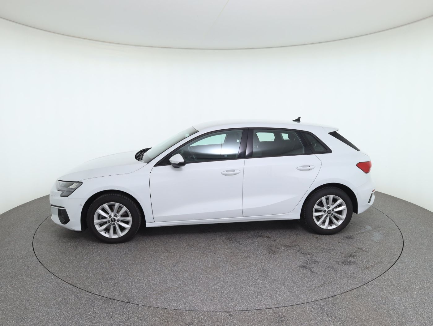 Audi A3 SB 30TFSI | Bild 9 von 28