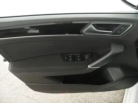 VW Touran 2.0 TDI HL 7-SITZER | Thumbnail 7 von 26