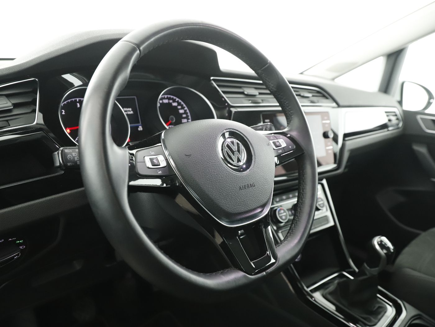 VW Touran 2.0 TDI HL 7-SITZER | Bild 10 von 26