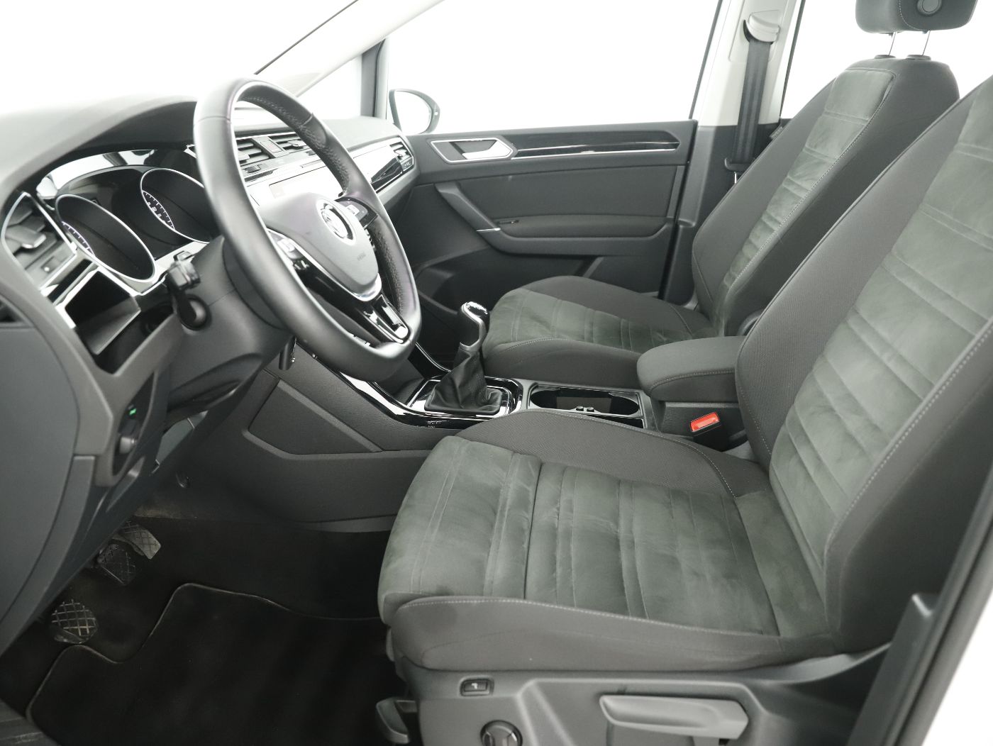 VW Touran 2.0 TDI HL 7-SITZER | Bild 12 von 26