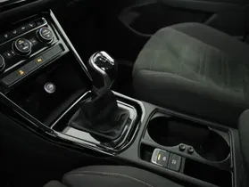 VW Touran 2.0 TDI HL 7-SITZER | Thumbnail 16 von 26