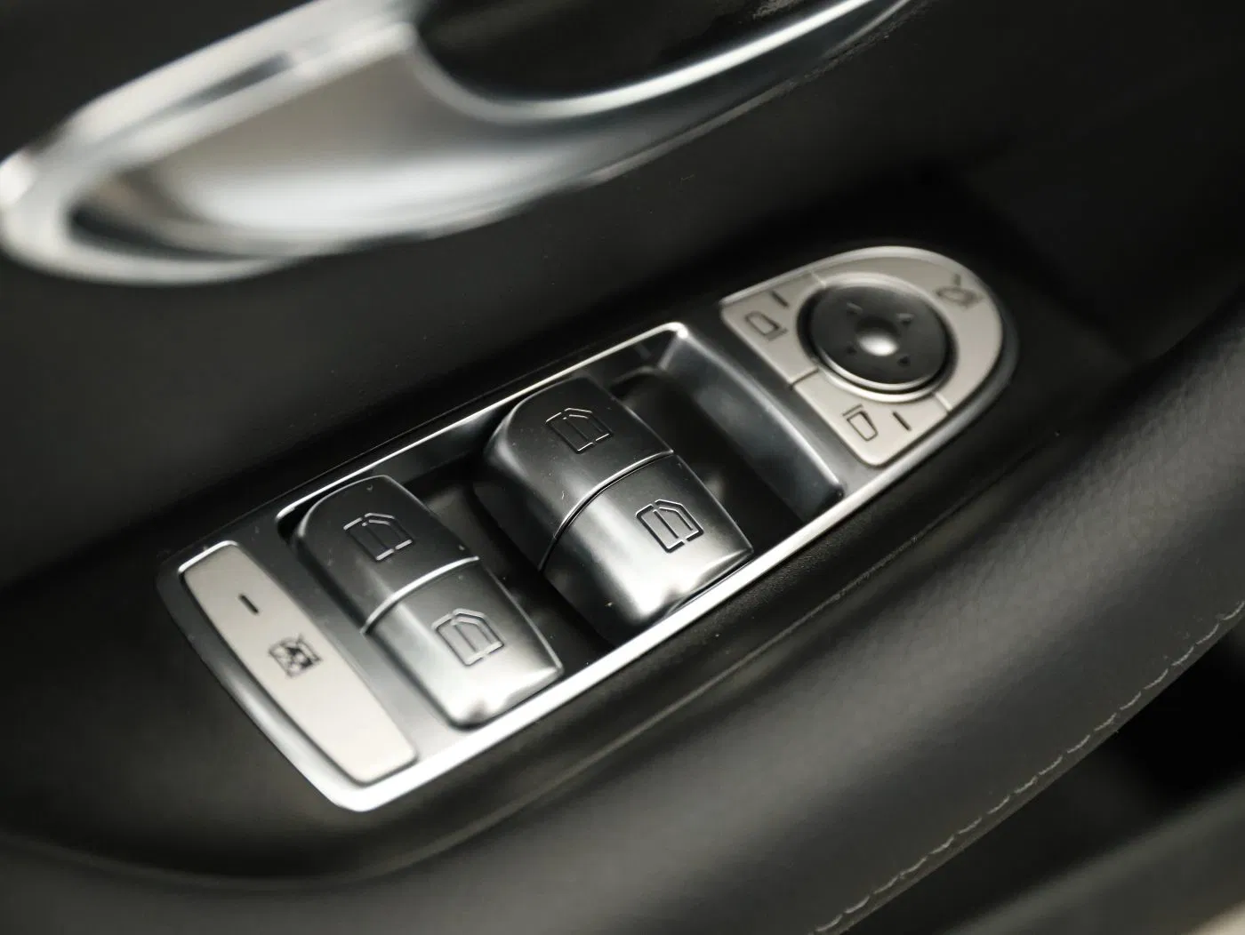 Mercedes-Benz E 300de Avantgarde Aut. | Bild 9 von 27