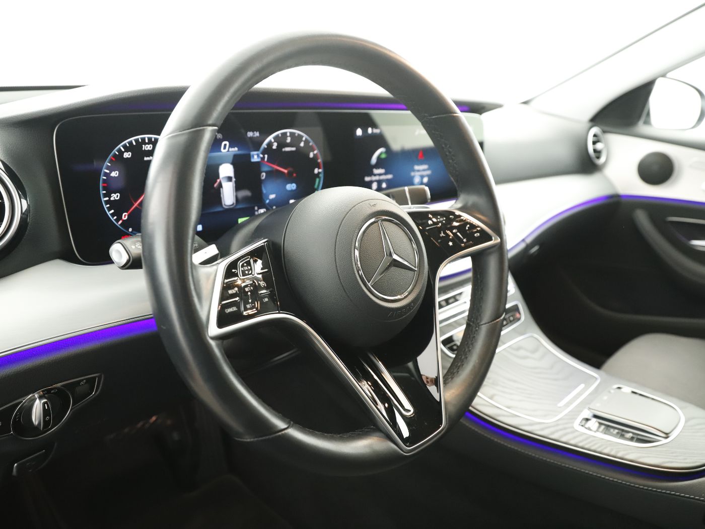 Mercedes-Benz E 300de Avantgarde Aut. | Bild 15 von 27