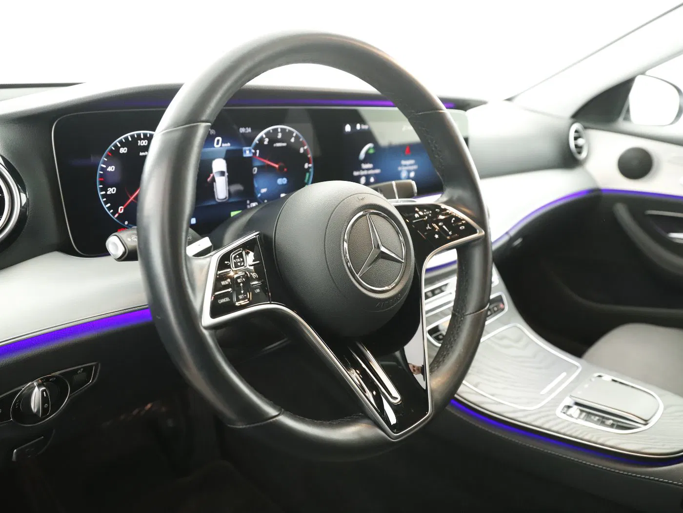 Mercedes-Benz E 300de Avantgarde Aut. | Bild 15 von 27