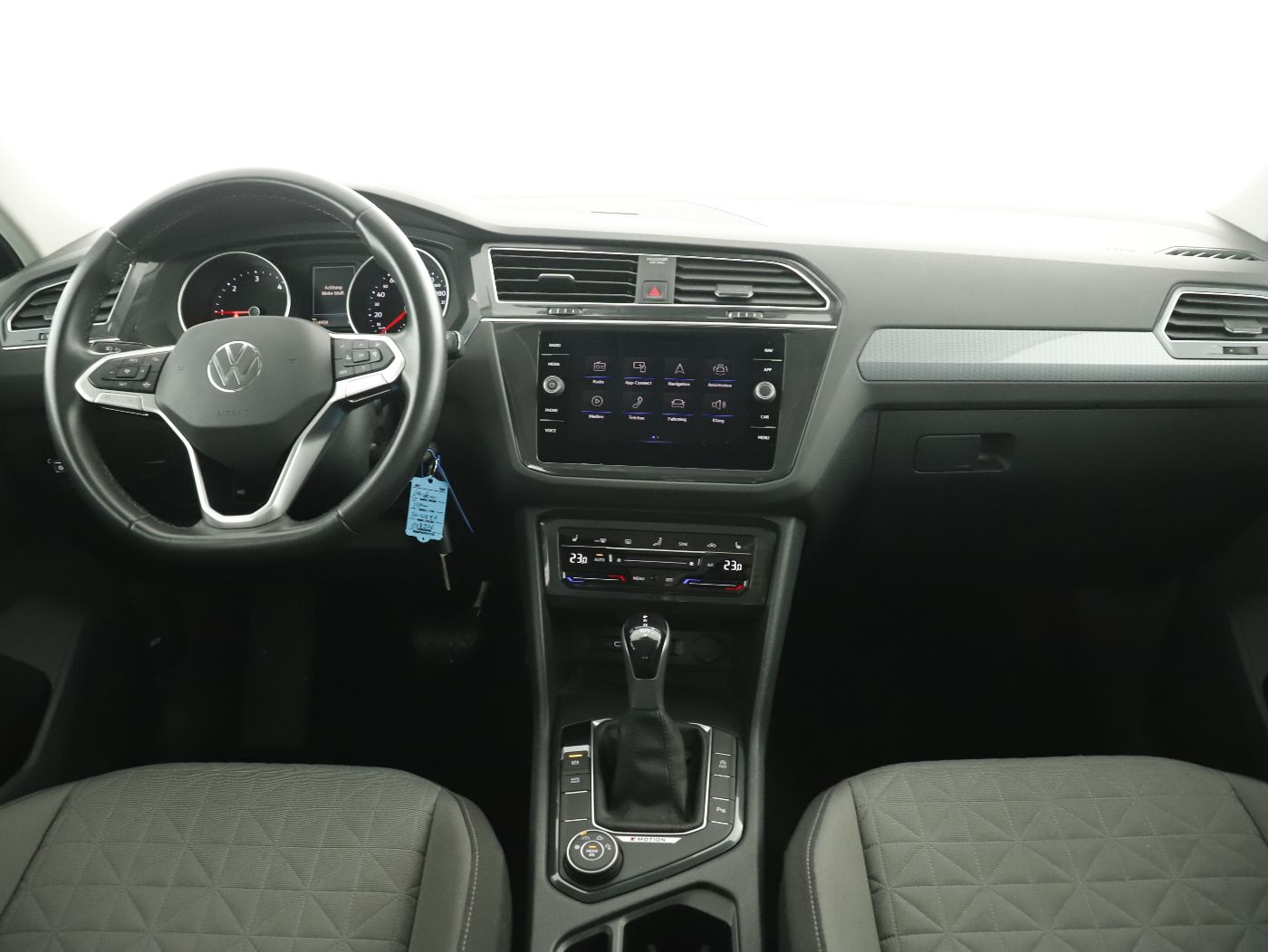 VW Tiguan Life TDI 4M DSG | Bild 12 von 26