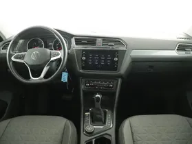 VW Tiguan Life TDI 4M DSG | Thumbnail 12 von 26