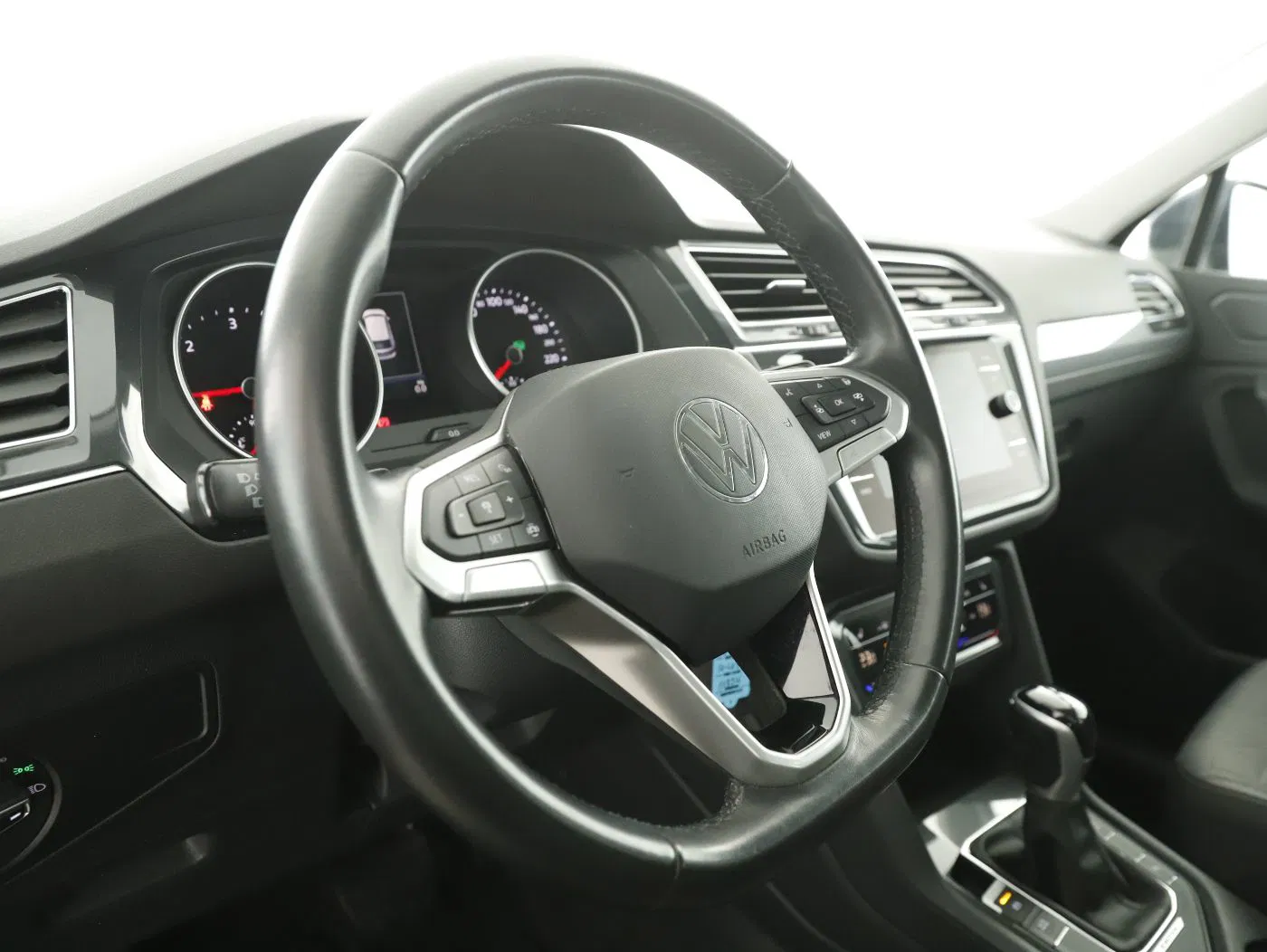 VW Tiguan Life TDI 4M DSG | Bild 14 von 26
