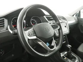 VW Tiguan Life TDI 4M DSG | Thumbnail 14 von 26