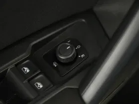 VW Tiguan Life TDI 4M DSG | Thumbnail 8 von 27