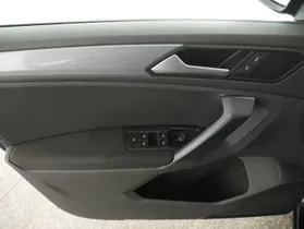 VW Tiguan Life TDI 4M DSG | Thumbnail 7 von 27
