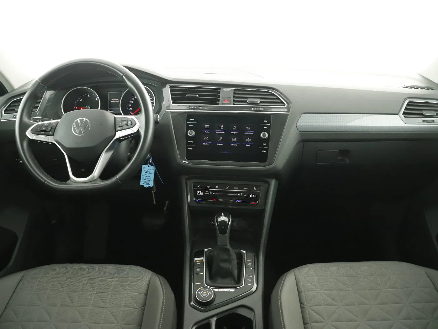 VW Tiguan Life TDI 4M DSG | Bild 11 von 27