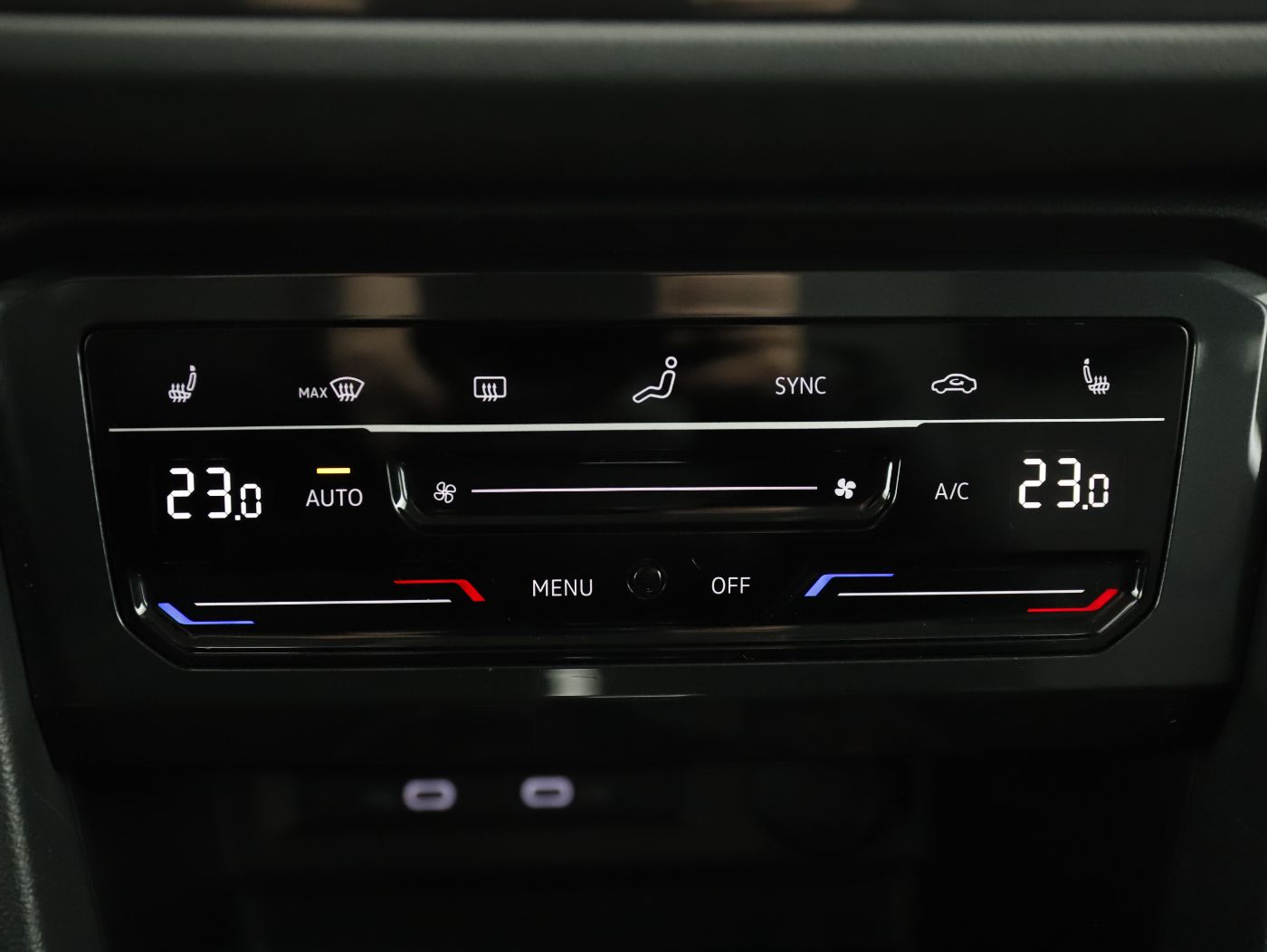 VW Tiguan Life TDI 4M DSG | Bild 19 von 27