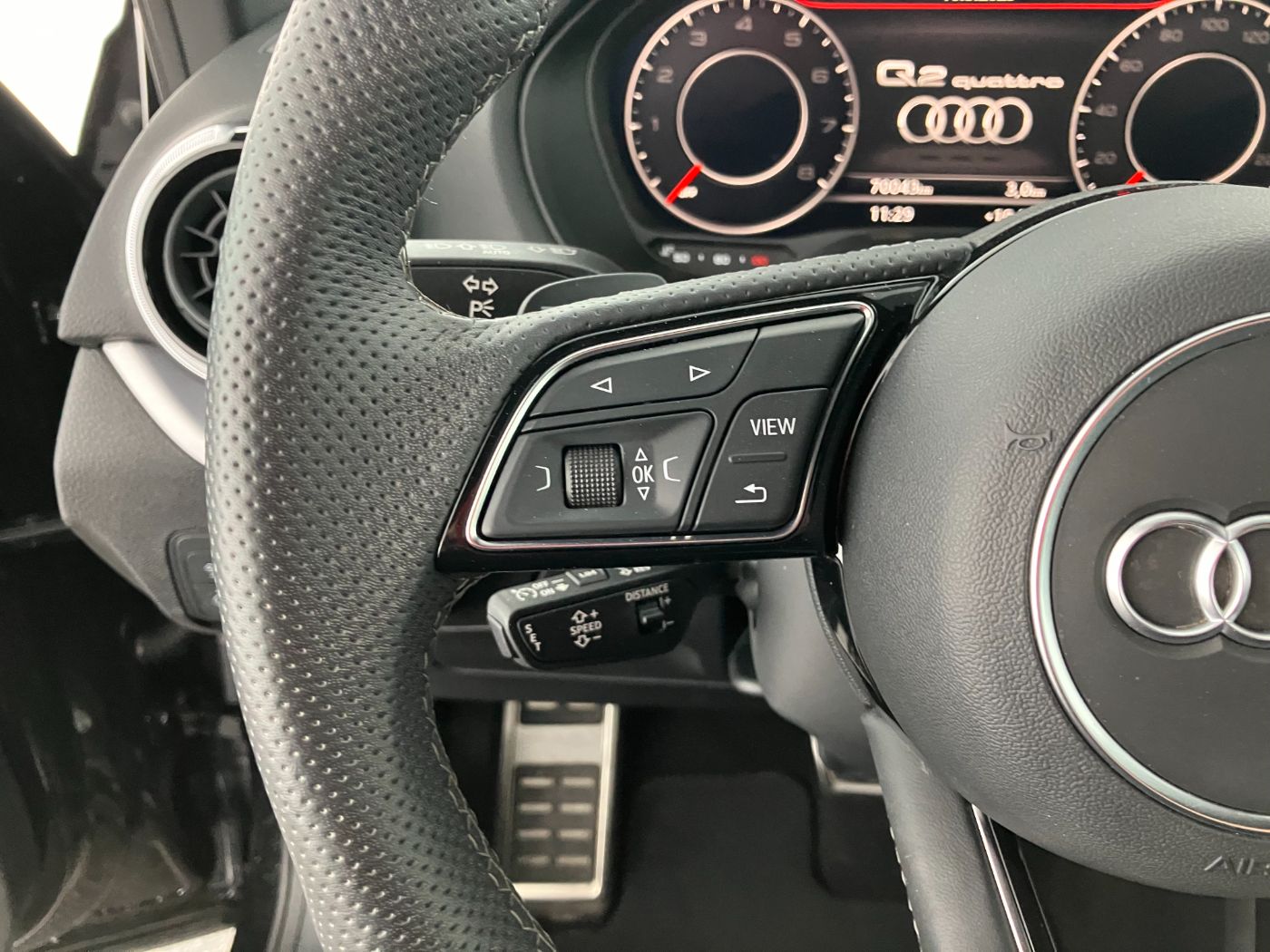 Audi Q2 40 TFSI quattro S-Line Aut. | Bild 19 von 24