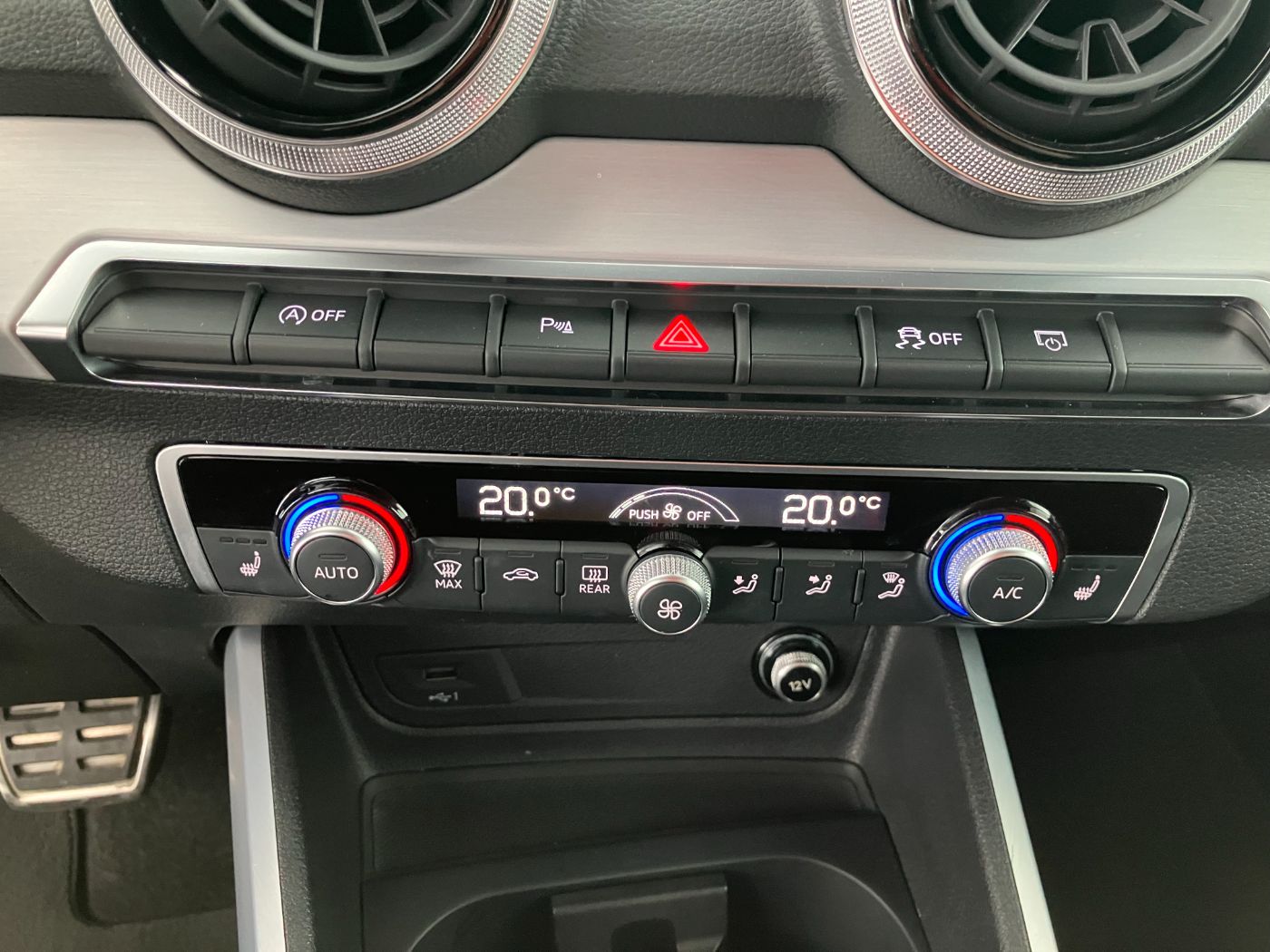 Audi Q2 40 TFSI quattro S-Line Aut. | Bild 22 von 24