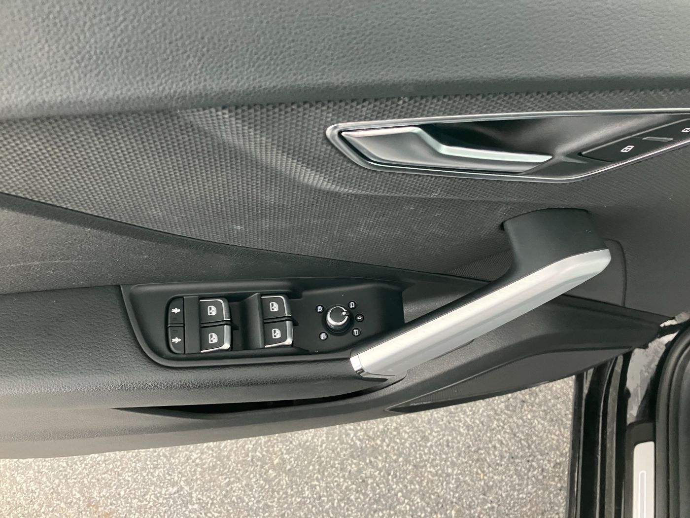 Audi Q2 40 TFSI quattro S-Line Aut. | Bild 9 von 24
