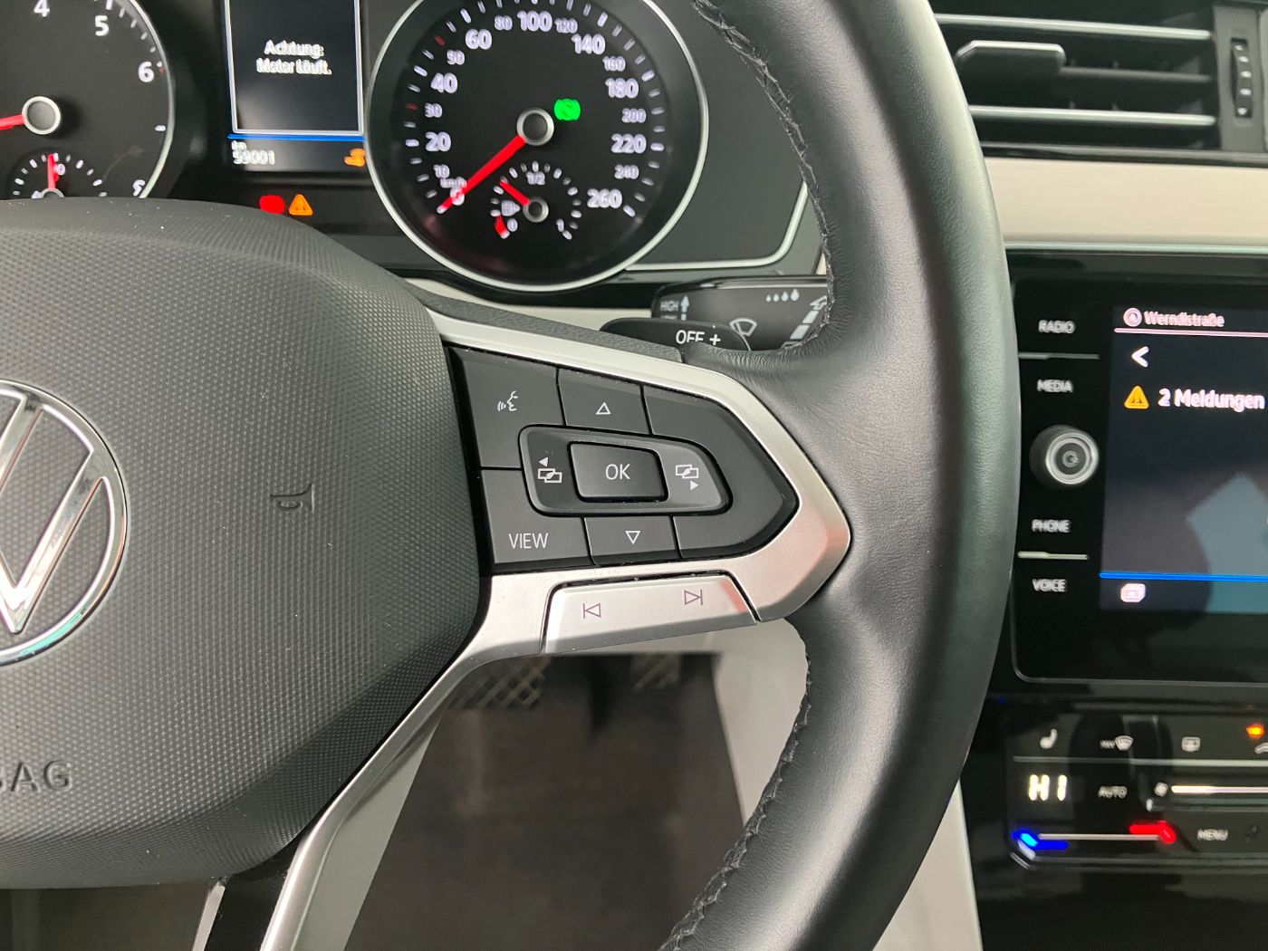 VW Passat Variant 1.5 TSI Eleg DSG | Bild 11 von 22