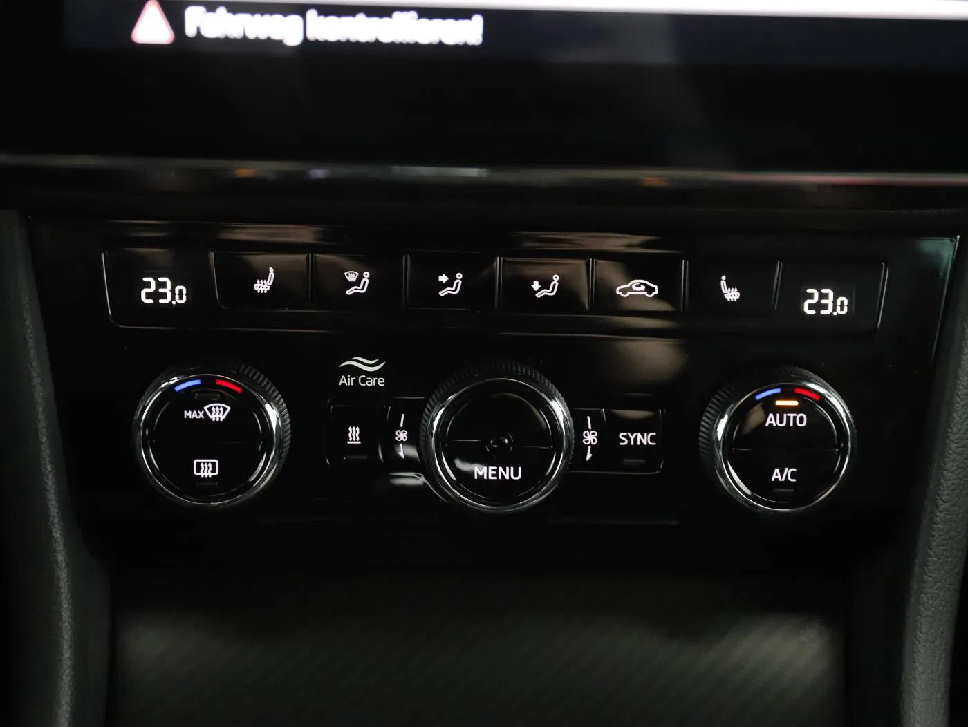 Skoda Superb Combi 1.4 TSI iV Sportline | Bild 16 von 24