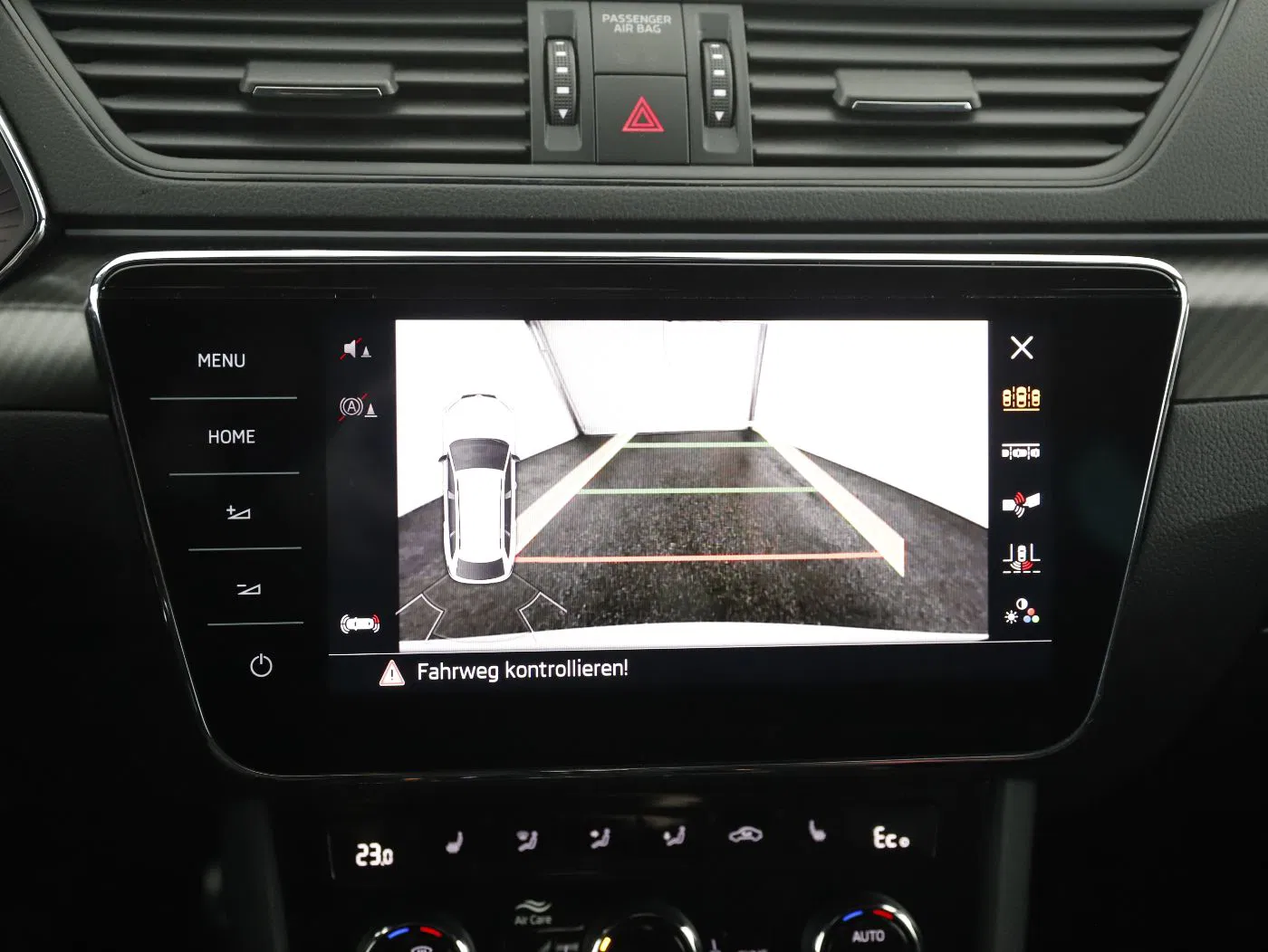 Skoda Superb Combi 1.4 TSI iV Sportline | Bild 17 von 24