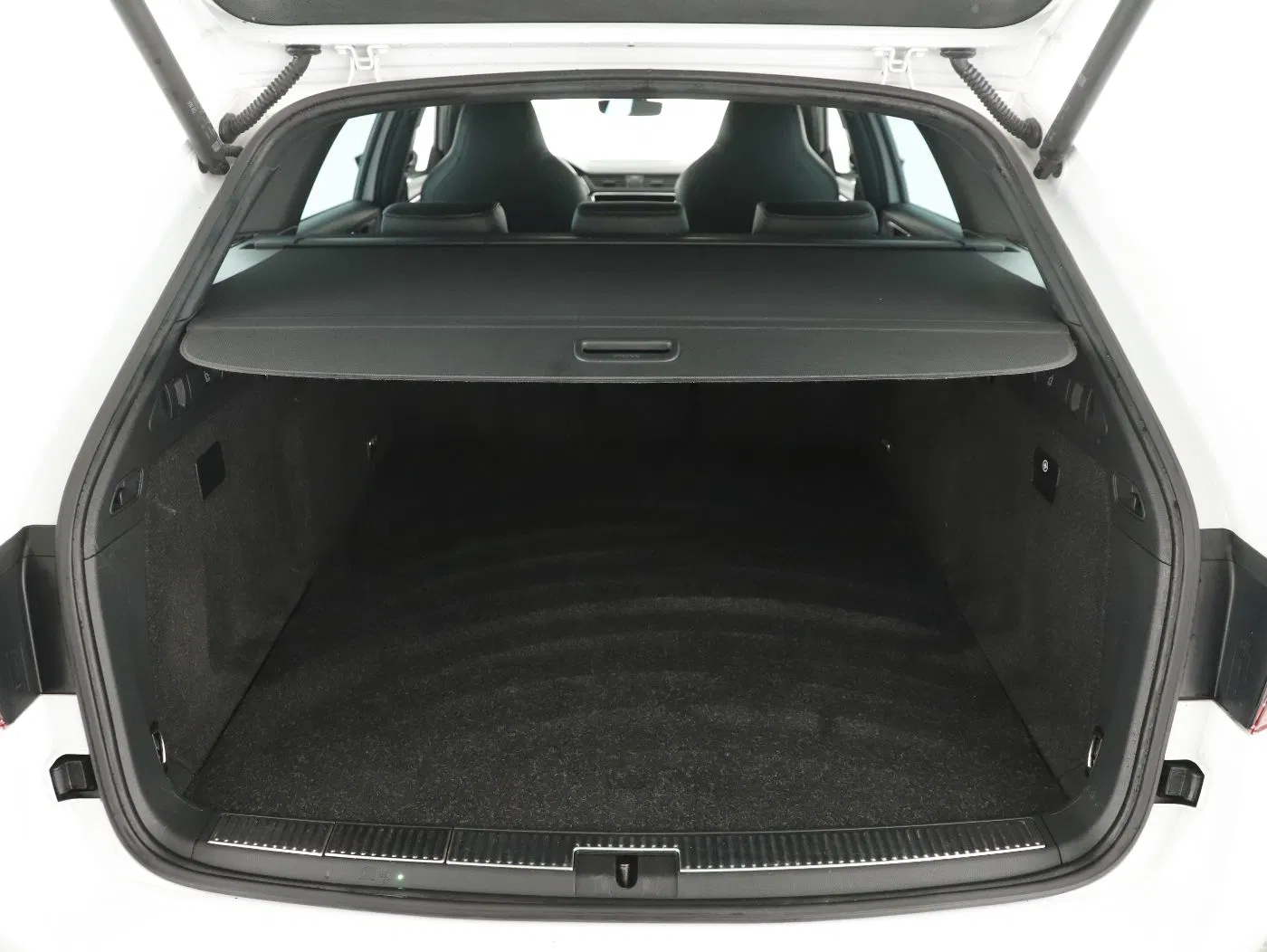 Skoda Superb Combi 1.4 TSI iV Sportline | Bild 19 von 24